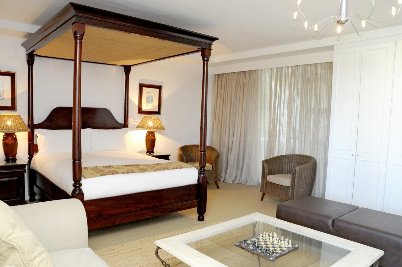 Lodge On The Bay Plettenberg Bay Extérieur photo